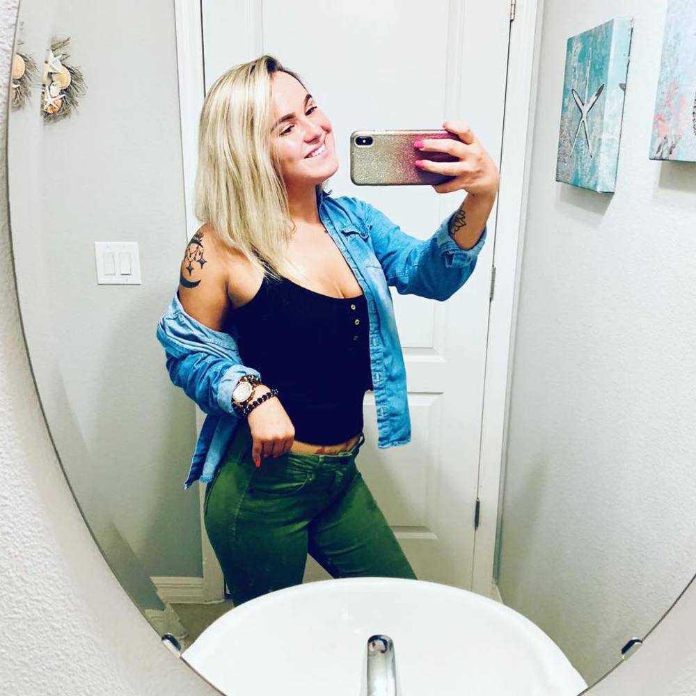Meet your Posher, Brittney